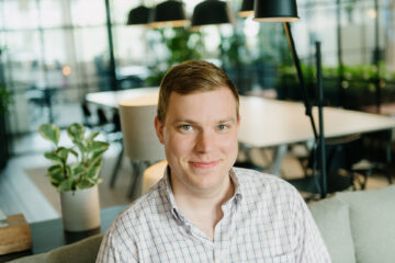 Diving Coder: Ilmari Combines Technology and Underwater Adventure