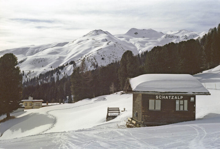 Jonas Nikula nauttii kotimaan matkailusta ja valokuvauksesta.